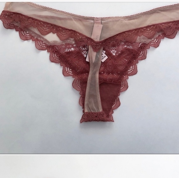 Victoria's Secret Sexy bralette & G-String Set - Picture 4 of 4